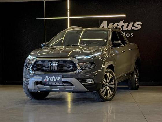 FIAT TORO 2.0 16V TURBO DIESEL VOLCANO 4WD AT9 FIAT TORO 2.0 16V TURBO DIESEL VOLCANO 4WD AT9